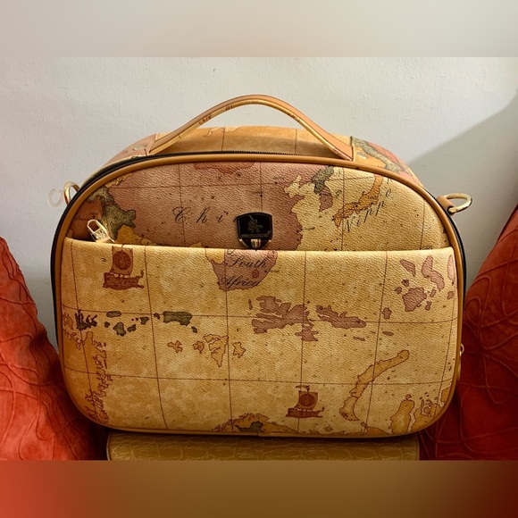 💼🧳FEMOOBORO TRAVEL BAG, LEATHER, MAP PRINT💼IITALY🧳#FEMO - Picture 1 of 17